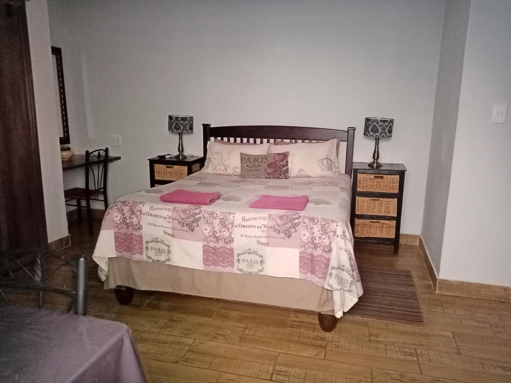 De La Rose Guesthouse Lephalale Esterno foto